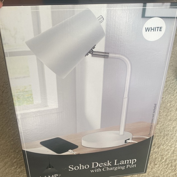 LAMPz® 15.5in Desk Lamp with Adjustable Shade & USB-C Charging Port, New in Box - Picture 5 of 8